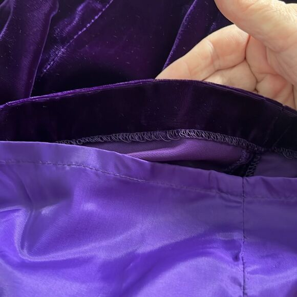 Donna Ricco New York Petite Purple Velvet with Open Back Satin Bows Party Dress - Picture 11 of 11